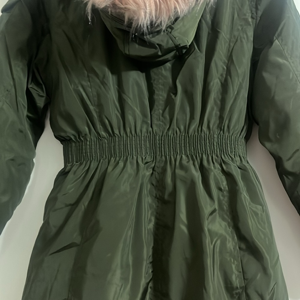 DKNY Girls Long Puffer Coat size L 14/16 color green with pink Faux-Fur Hood - Picture 7 of 13